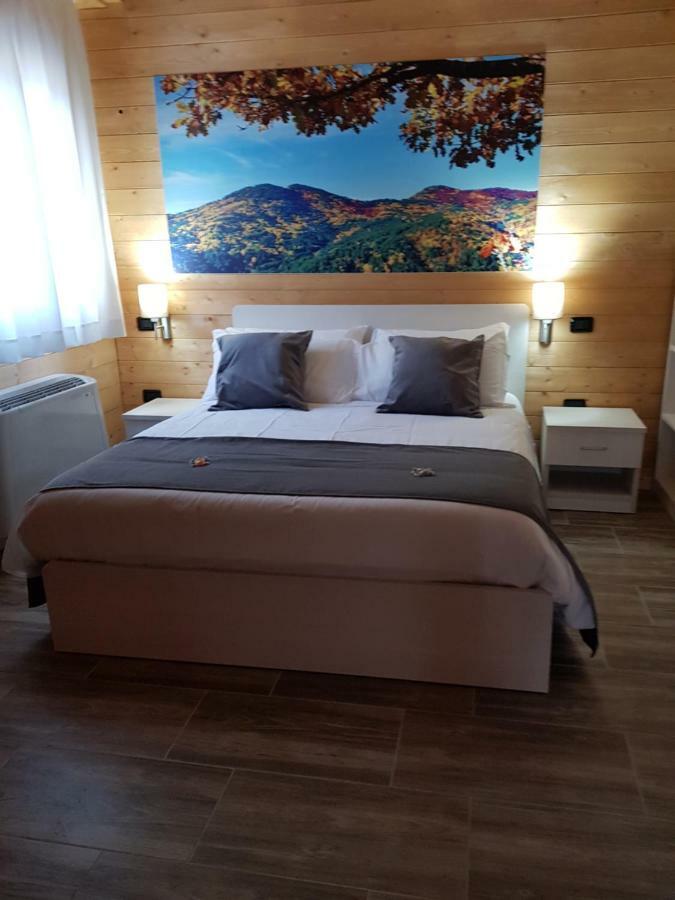 Lorica Suite Lago Exteriér fotografie